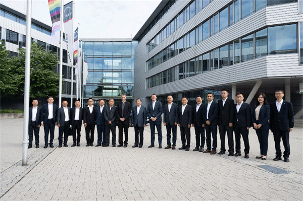 谭旭光带队考察访问德国多家企业 未来将携手应对新科技挑战