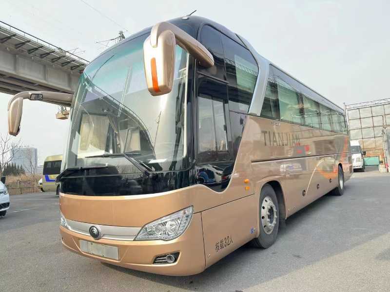 2021年1月 准新国五非营运12米32座2+1宇通6122高级保姆车