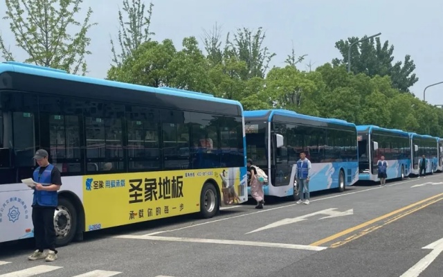 嗨歌有你 保障有我 南京公交助力江心洲音乐节一路畅行