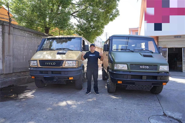 车轮上的友谊：看大山如何用依维柯交朋友