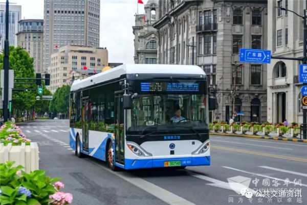 改进公交班次车距,提升城市公交服务品质的探索