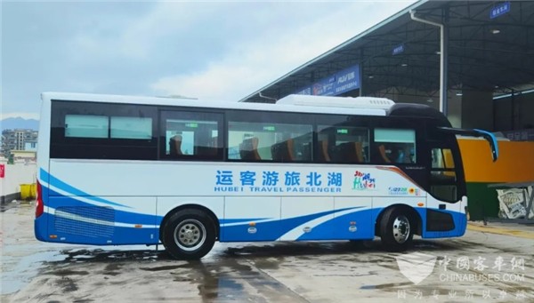 共赴品质出行体验 福田欧辉城间客车批量交付宇捷客运