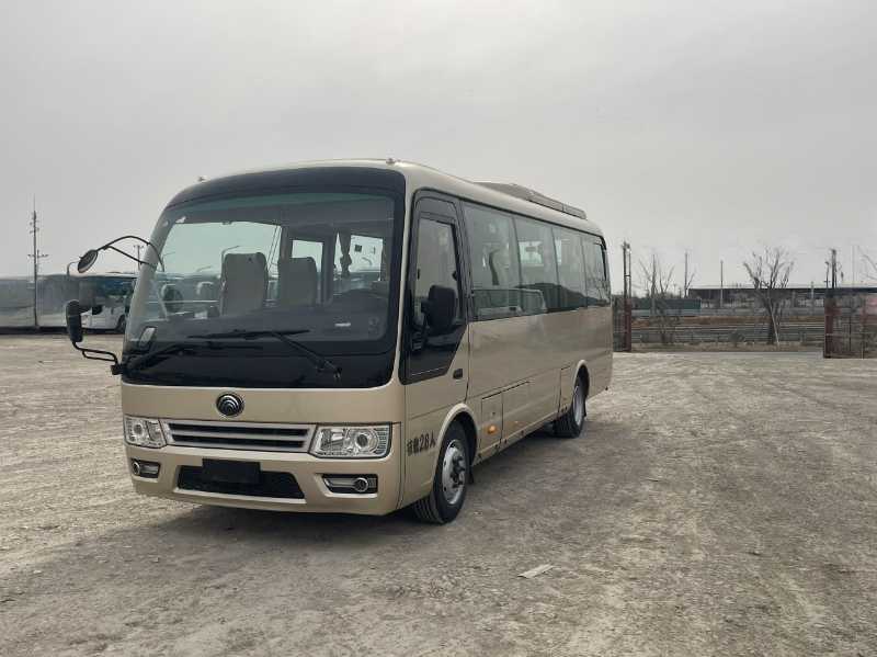 2018年3月 28座国五非营运宇通6729客车