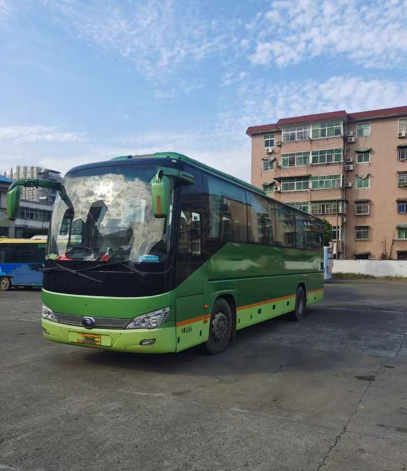 国五11米39座有中门暖气宇通6109客车