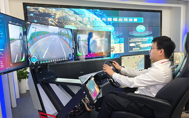 中车电动：公交“网约化” 北斗“掌舵”新出行