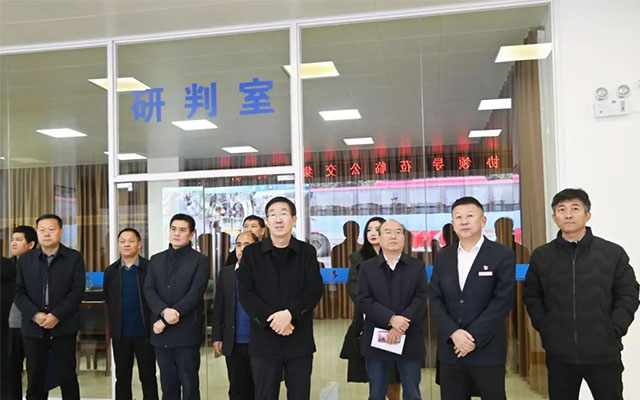 洛阳市政协副主席带队调研公交系统建设情况