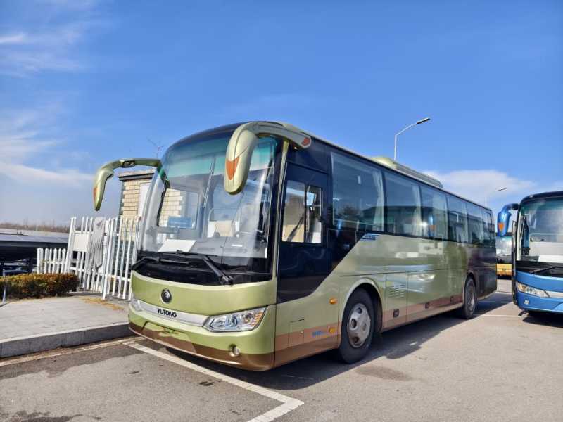 2017年12月 49座宁德时代宇通6115气囊电车