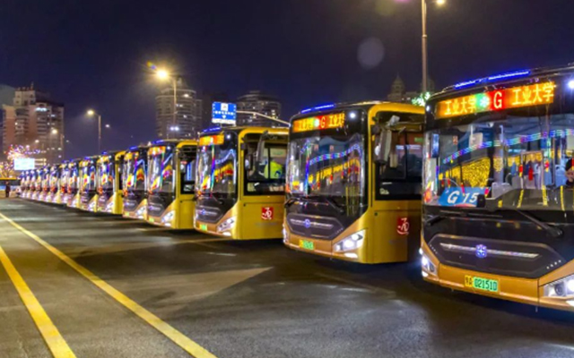 万名宾客安全送达 哈尔滨交通集团为亚冬会闭幕式护航