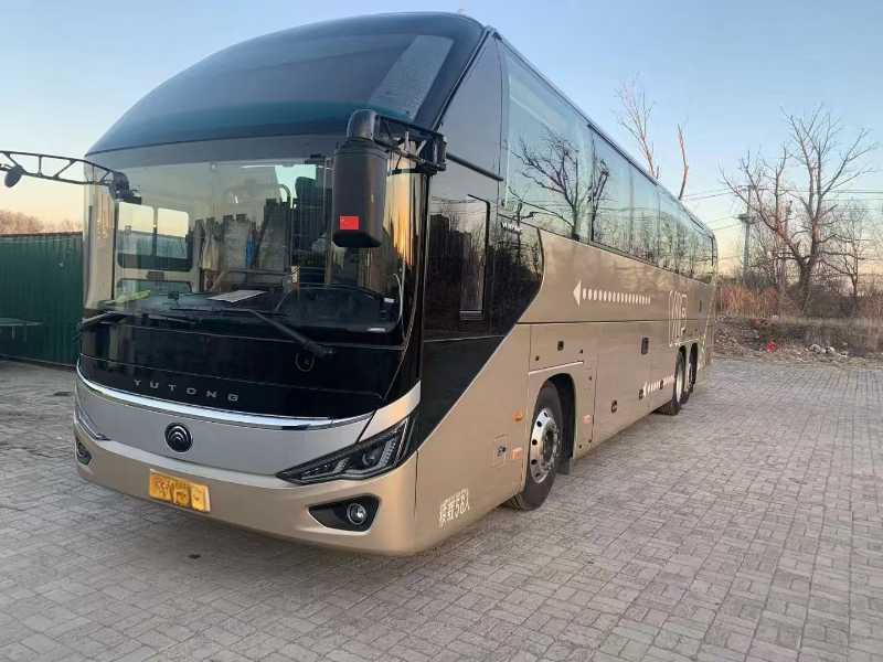 2021年6月上牌国五56座锅炉暖风宇通6137旅游车