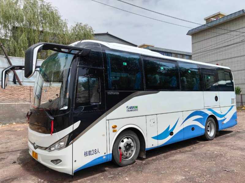 2022年6月上牌东北配国六有公告38座宇通6897气囊车