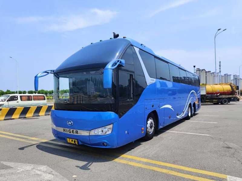 2021年国五56座后吊轮海格6132营运车