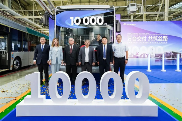 中亚第10000台车辆下线,宇通国际化发展再迎里程碑高光时刻