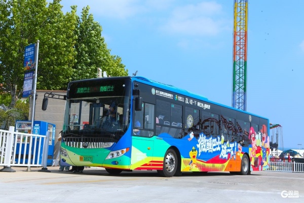 公交上开啤酒节?山东首条微醺巴士亮相青岛!