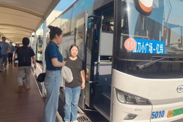 幸福感提升!荆门市定制公交服务市民