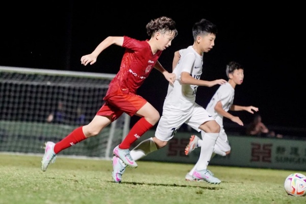 征战2034杯！比亚迪携手中国足球小将探索全新可能