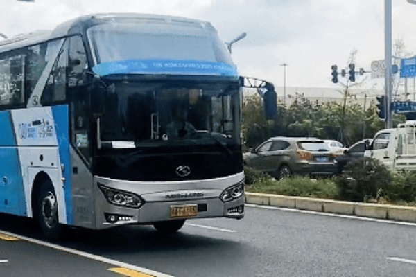 金龙客车：龙威Ⅱ代硬核护航成都世运会