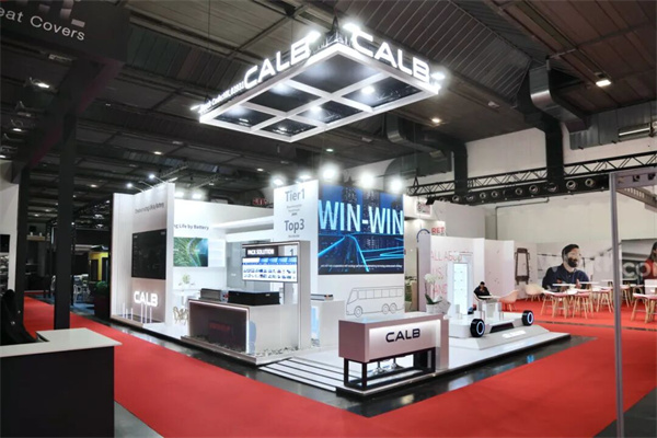 busworld Europe 2025 | 中创新航以突破技术引领绿色公交变革