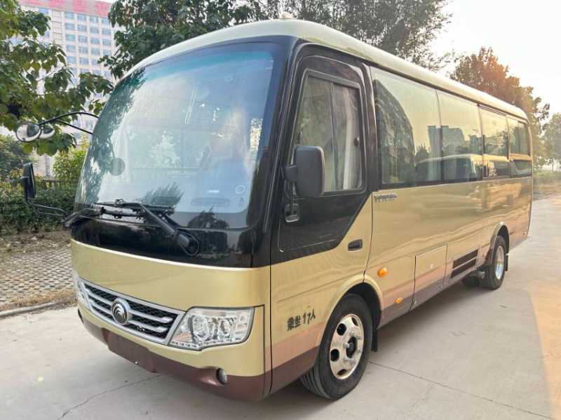 2022年11月 国六非营运有公告17座2+1座椅宇通6729客车