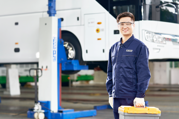 喜讯！宇通客车荣获“2025年度卡思调查客车品牌第一名”