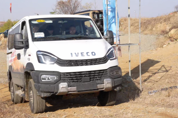 《硬核越野盛宴！欧霸·山海征服南京吉山越野公园全记录》
