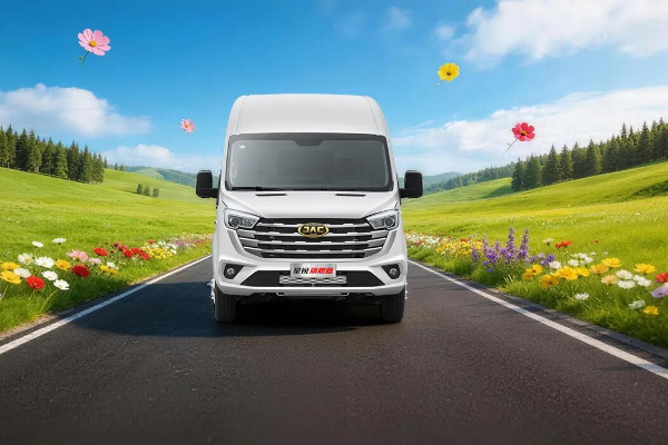 驭风踏青 尊享随行！星锐旗舰版解锁春日高端客运新方式