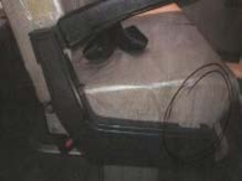 求购座位上绑带的接触位的配件