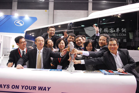 大金龙海外团队