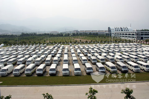 大金龙轻客生产基地