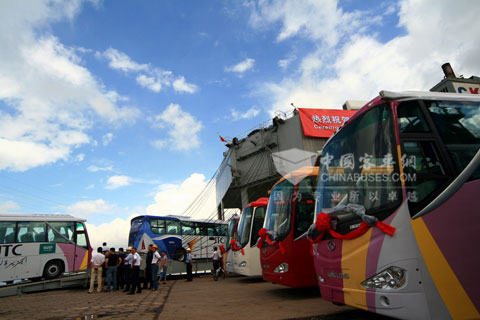 大金龙出口海外