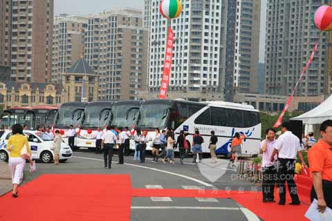 服务大连的安凯纯电动客车