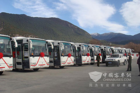 2009年宇通军车服务活动