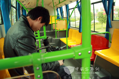 舒适的车内空间