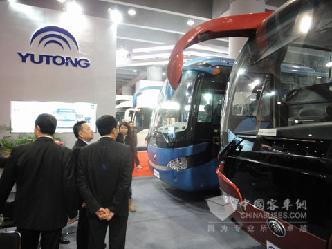 专业观众饶有兴致