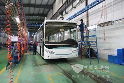 南车时代新能源客车生产车间