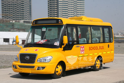 宇通ZK6662DXA92010年度最佳客车安全装备奖  