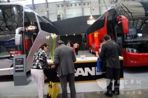 欧洲制造商展台的中国客车—斯堪尼亚三度联手苏州金龙出击上海BAAV