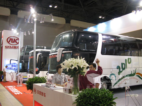安凯客车超强阵容出击北京交通展