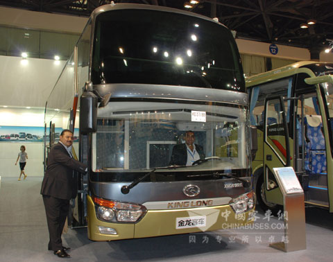 携五款精品车全面出击 大金龙炫动北京客车展