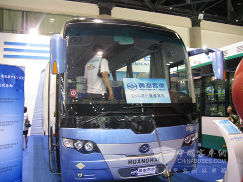  DD6119K51获得2010年度最佳公路客车奖