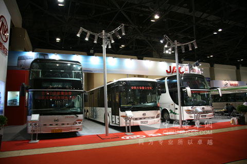 安凯携三款经典车型参加中国交通展