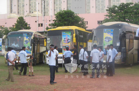 中大客车：三款经典车型亮相斯里兰卡汽车展