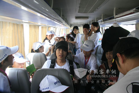 世博会公益盛典 海格车再展风采