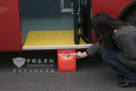 都市宝贝超低的低地板，仅297mm