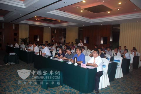 福田欧V新能源客车新疆推介会现场