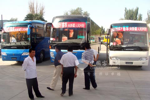 福田欧V新能源客车新疆推介会展示样车