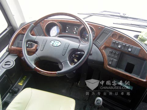 豪华便捷式的驾驶区