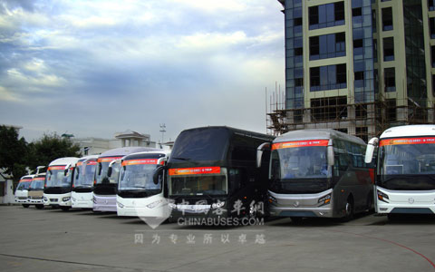 服务厦门9.8投洽会的金旅豪华客车