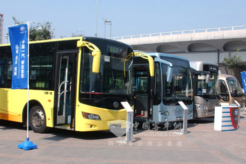 一汽解放“新能源客车体验之旅”抵津