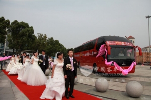 金鸡湖见证浪漫 海格车承载幸福