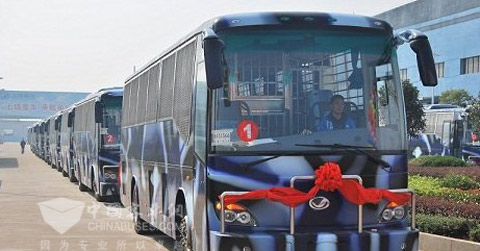 百辆上饶客车出口中东